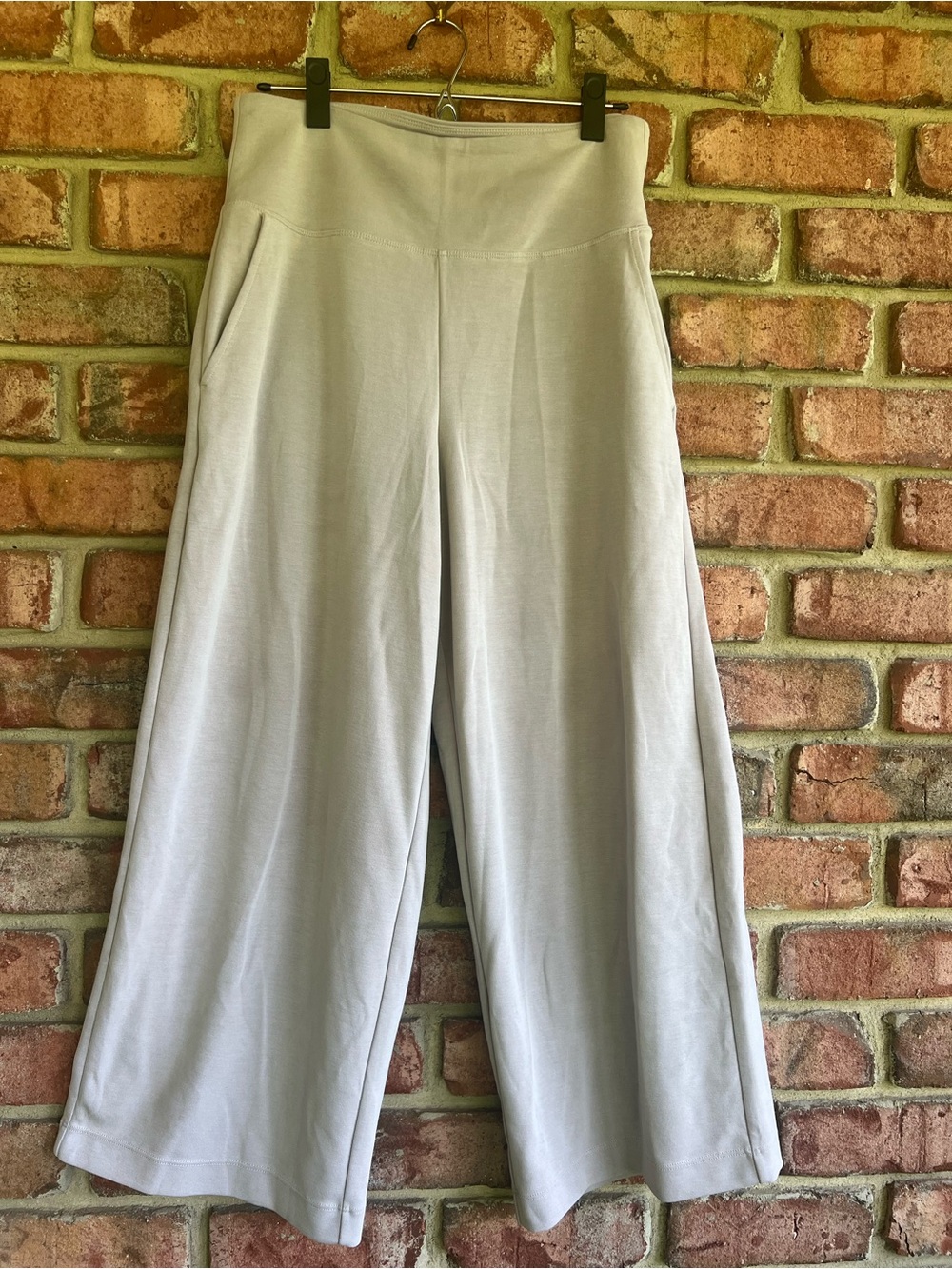 High-Waist Wide-Leg Women's Pants - Grayish Lavender